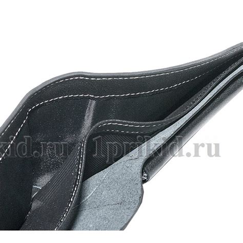 Salvatore Ferragamo кошелек мужской чёрный натуральная кожа 11x10см ...