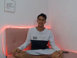 Live Sex Chat With Apolo Greenfield At Bongacams