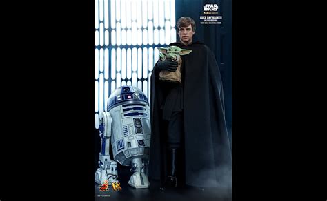 Hot Toys Star Wars The Mandalorian Luke Skywalker Deluxe Figure