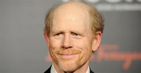 Eine blonde Schönheit in einer Familie von Rothaarigen Ron Howard stellte blonde Tochter