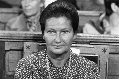 Simone Veil Retour Sur Une Femme F Ministe Avant Gardiste Et