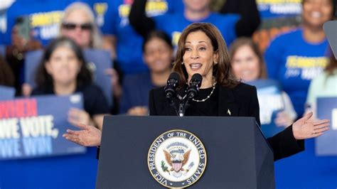 Video Exhiben A Mujer Demonio En Un Mitin De Kamala Harris El