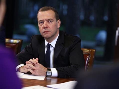 Медведев: Россия потребует тотальной капитуляции Украины - TOPNews.RU