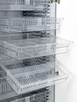 Шкаф медицинский для лекарств и расходных материалов с лотками и ...