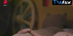 Aiswarya Agarwal Lesbian Breasts Scene In Samay Yaatra Tnaflix