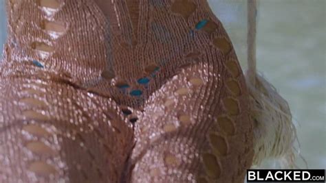 Blacked Luscious Blonde Mary Seduces Her Scuba XHamster