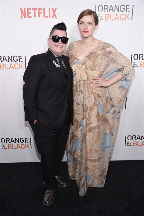 ‘Orange Is the New Black’ Cast Reunites for Emotional Season 4 Premiere ...