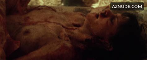 31 NUDE SCENES AZNude