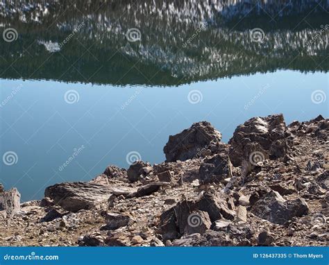 Boulders On The Lake Shore Stock Image Image Of Shore 126437335