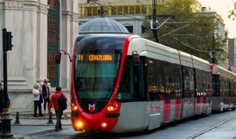 Kabataş Bağcılar hattında tramvay raydan çıktı Son Dakika Türkiye