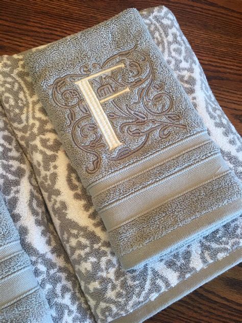 Monogrammed Luxury Bath Towel Set Hand Towels Wedding Gift Etsy