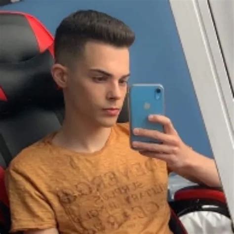 Mejores creadores de vídeos porno gay amateur de sexo casero xHamster