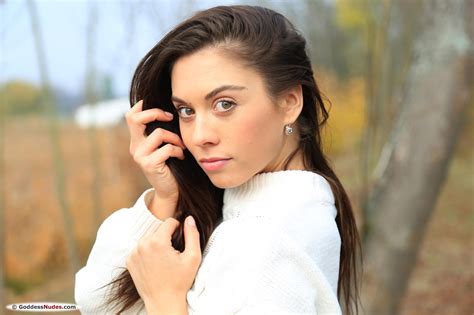 SABRISSE Goddess Sabrisse Sabrisse A Medium Porn Pic