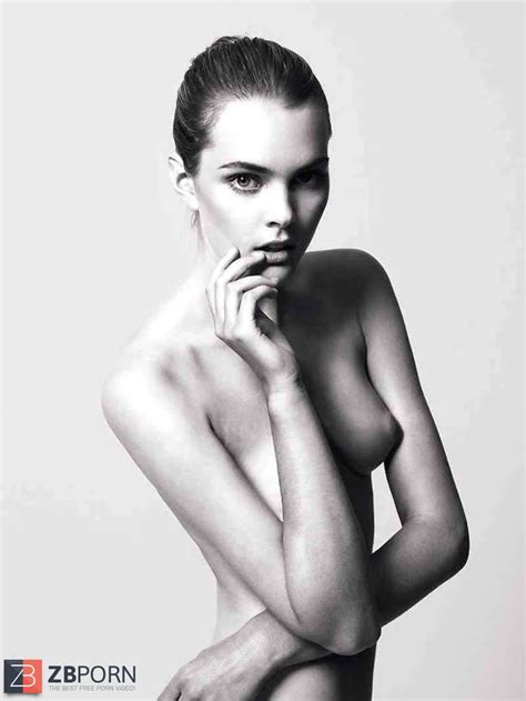 Dark Hued And White Erotic By Blondelover ZB Porn