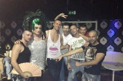 Ovog Vikenda Otvara Se Prvi Gay Bar U Dubrovniku Ko Ga Otvori Taj E Sigurno Razvaliti Crna