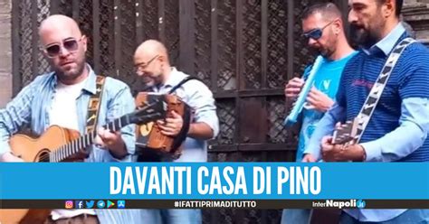 I Negramaro Omaggiano Pino Daniele Con Un Concerto A Sorpresa A Napoli