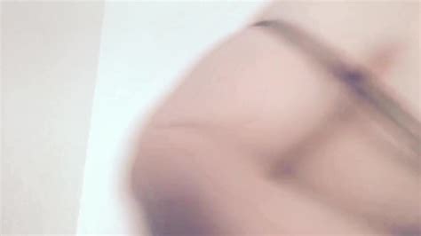 Carlycurvy uses vibrator in black lingerie Vídeo de sexo grátis RedTube