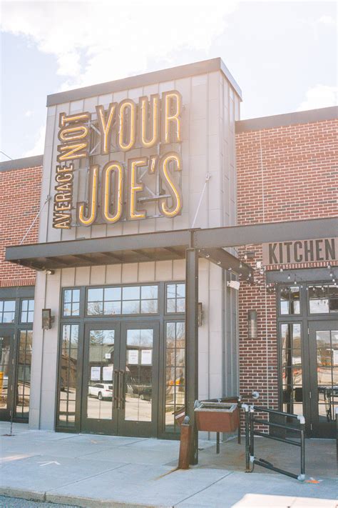 Dining — Warwick Mall