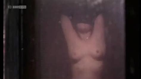 Naked Petra Morz In Stille Waters