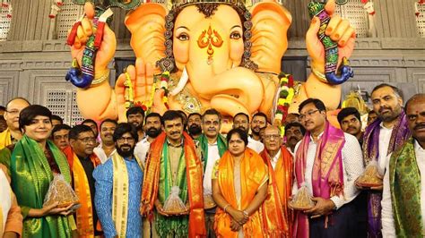 Hyderabad police commissioner inspects Balapur Ganesh immersion route