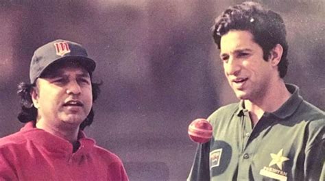 Wasim Akram pays heartfelt tribute to his teacher - Social Buzz ...