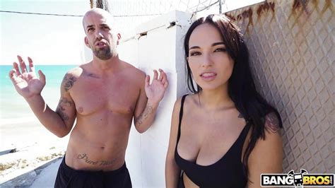 Franceska Jaimes In Busty Latina Fucked In A Parking Lot HD From Bangbros Public Bang