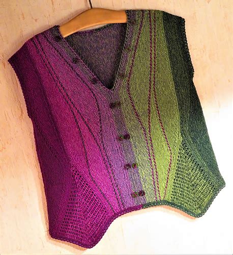 Ravelry Iris Pattern By Ruth Kindla