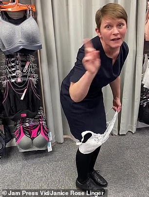 Lingerie Expert Claims We Have Been Putting On Bras Wrong And Demonstrates Correct Way Daily