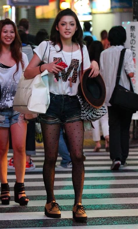 Street Pantyhose Real Life Asian Cunts In Tights Porn Pictures XXX Photos Sex Images