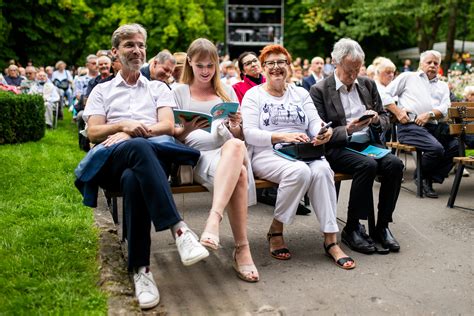 Muzyka Mozarta Zn W Rozbrzmiewa W Parku Oliwskim Trwa Festiwal