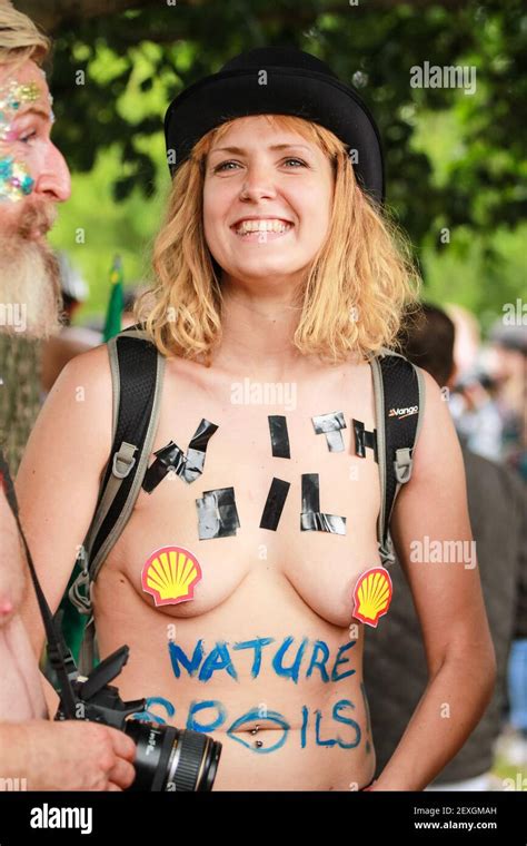 London Uk World Naked Bike Ride Wnbr London Credit Waldemar Sikora Stock Photo Alamy