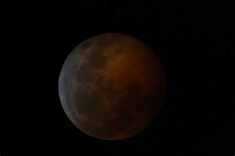 Lunar Eclipse Images From Around the World, Dec. 21, 2010 - Universe Today