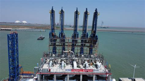 People S Daily China On Twitter China S Largest Lng Loading Arm For