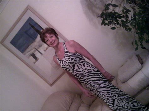 Dawn196129 54 From Plymouth Is A Local Granny Looking For Casual Sex Dirty Granny
