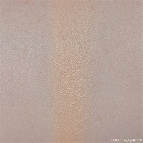 Swatches Huda Beauty The New Nude Eyeshadow Palette Coffee Makeup