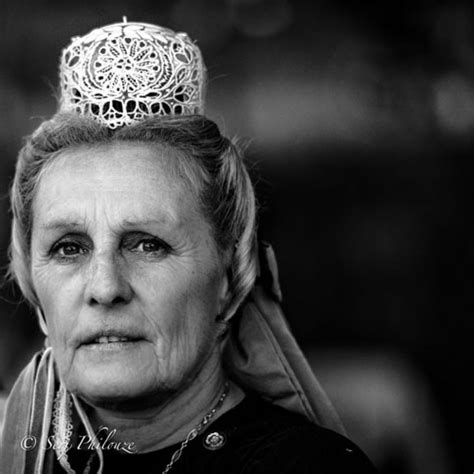 Les Coiffes De Bretagne Sont Dans Nos Galeries D Exposition Photo