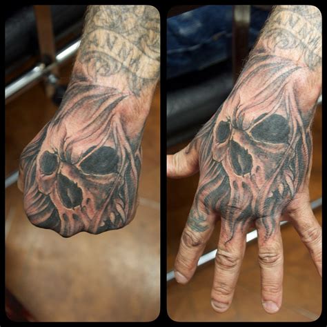 Skull Hand Tattoo Hand Tattoos Skull Sleeve Tattoos Skull Tattoo Design