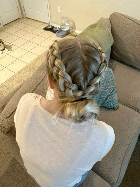 Pin by Nora Kunkel on Pins by you | Long hair styles, Medium hair