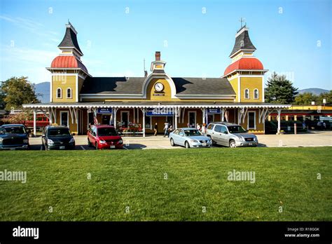 North Conway Nh Usa October 5 2007 North Conway Station Building
