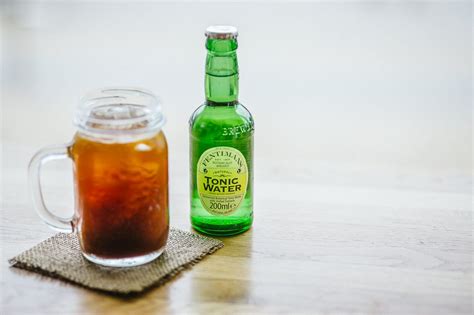 Espresso tonic: przepis na kawę z tonikiem - Blog Coffeedesk.pl