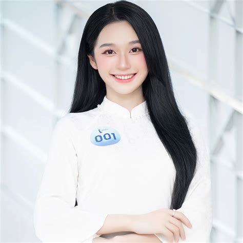 I Th Ng Xinh P G I C M C A Hot Girl T Y B C D Thi Hoa H U B O D N Tr