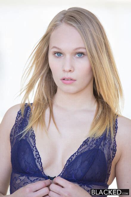 Alli Rae Dakota James 028 Porn Pic