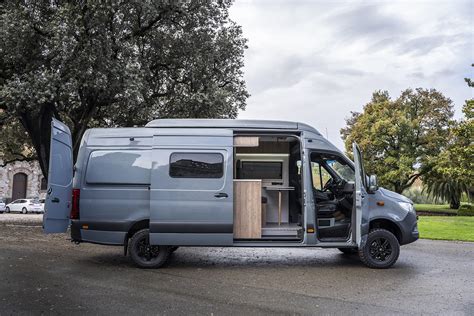 Camperización personalizada de Mercedes Sprinter 4x4