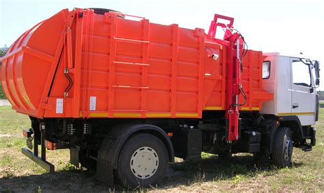 Купить мусоровоз с боковой загрузкой - Профмаштехника