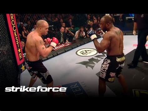 Free Fight: Robbie Lawler vs Melvin Manhoef | Strikeforce, 2010 ...