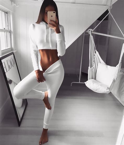 Pin on Женские костюмы