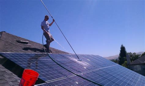 Solar Panel Cleaning - Solar Panel Cleaning Services