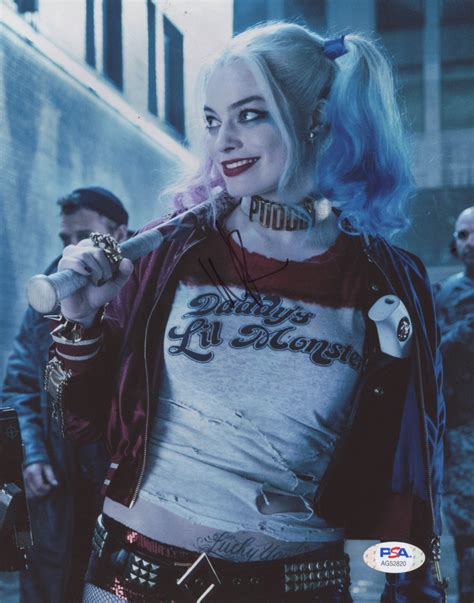 Margot Robbie Signed Suicide Squad X Photo Psa Coa Pristine