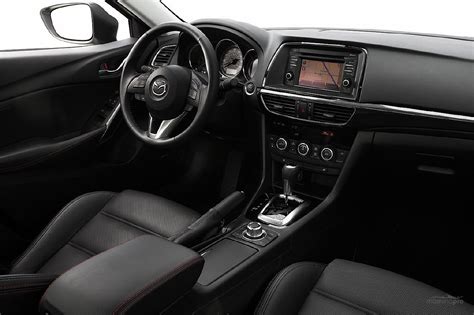 Фото Салона Новой Мазды 6 – Telegraph