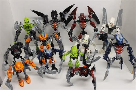 Lego Bionicle Phantoka And Matoran Set Of 12 8944 8949 8685 8687